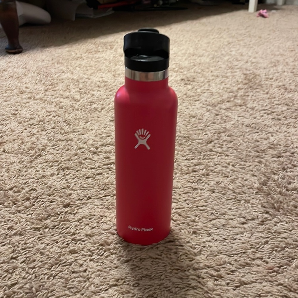 Pink hydro flask